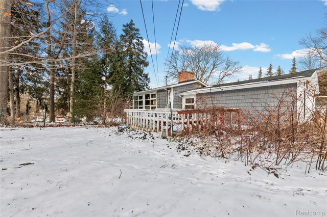 32998 Biddestone Lane, Farmington Hills, MI 48334