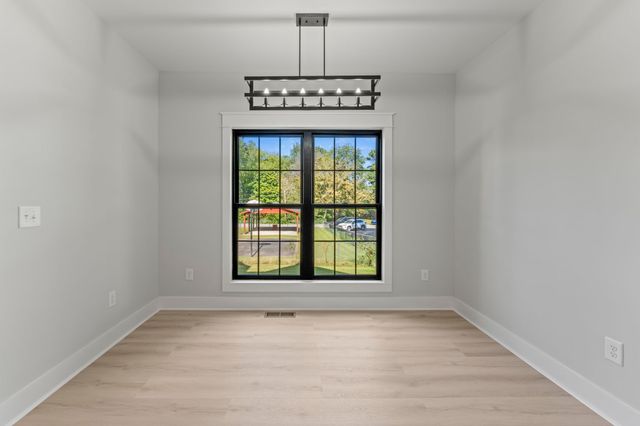 106 5th ave N, Decherd, TN 37324