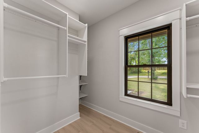 106 5th ave N, Decherd, TN 37324