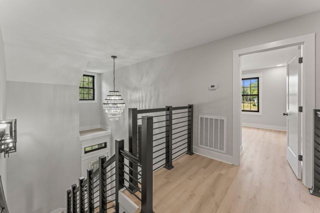 106 5th ave N, Decherd, TN 37324