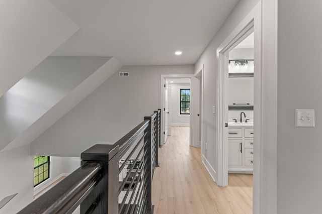 106 5th ave N, Decherd, TN 37324