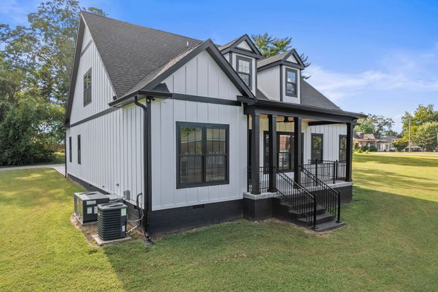 106 5th ave N, Decherd, TN 37324