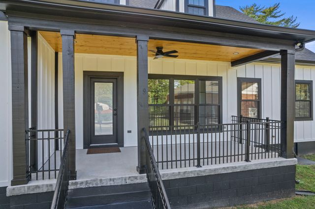 106 5th ave N, Decherd, TN 37324