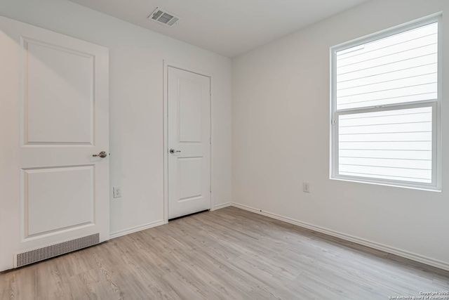 9458 Tarbutton Trail, San Antonio, TX 78211