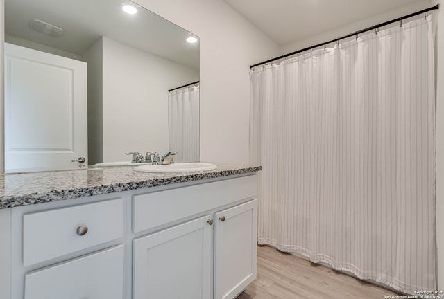 9458 Tarbutton Trail, San Antonio, TX 78211