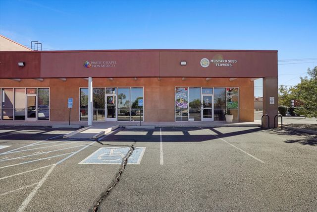 334 Adams Street SE, Albuquerque, NM 87108