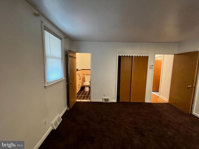 1053 E SYDNEY ST, Philadelphia, PA 19150