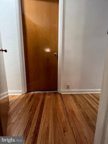 1053 E SYDNEY ST, Philadelphia, PA 19150