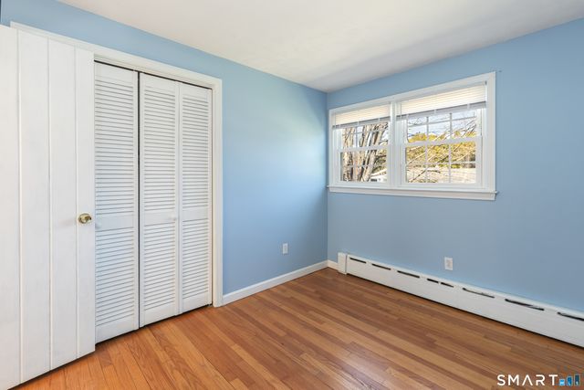 9 Stanley Drive, Seymour, CT 06483
