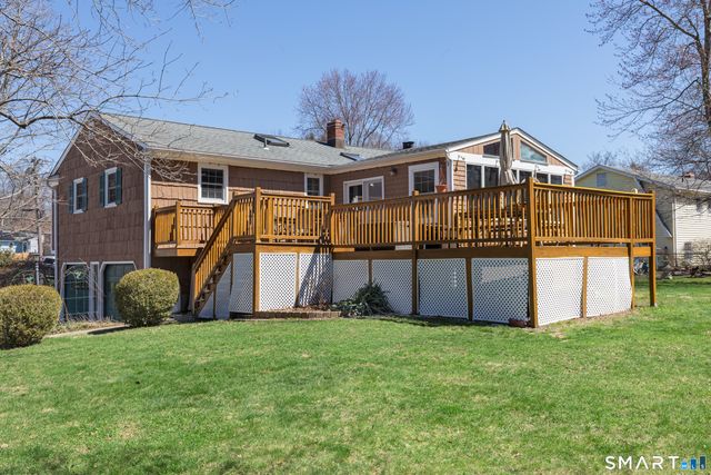 9 Stanley Drive, Seymour, CT 06483