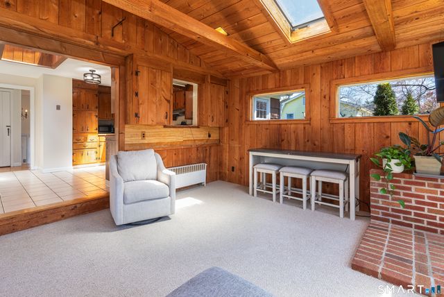 9 Stanley Drive, Seymour, CT 06483