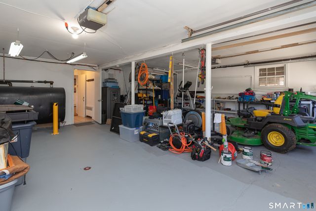9 Stanley Drive, Seymour, CT 06483