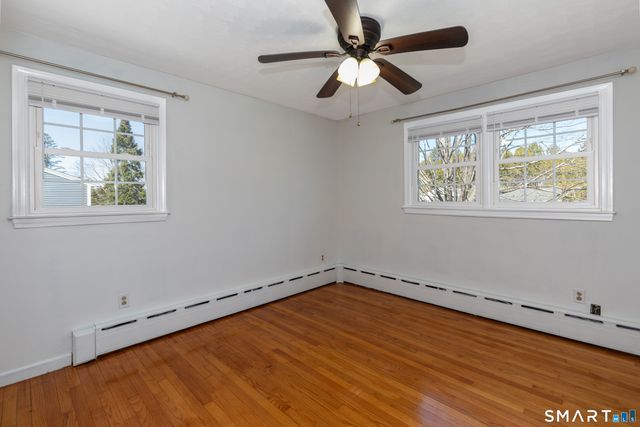 9 Stanley Drive, Seymour, CT 06483