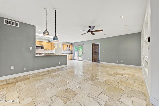 8438 E MUSTANG Trail, Scottsdale, AZ 85258