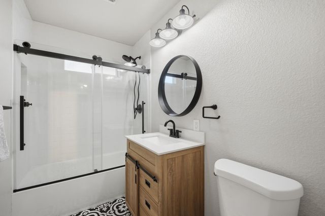 690 El Cerrito Way, Gilroy, CA 95020