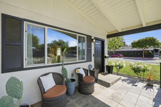 690 El Cerrito Way, Gilroy, CA 95020