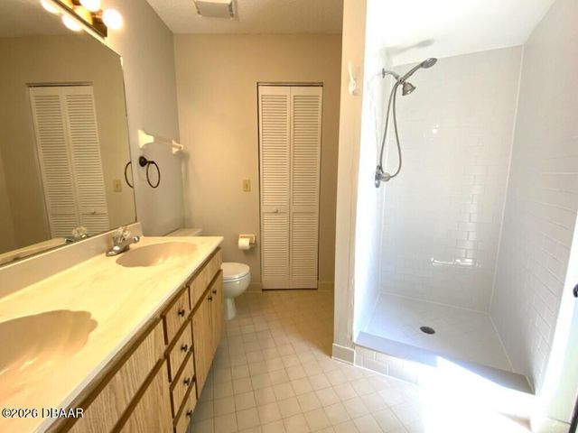 110 Bob White Court, Daytona Beach, FL 32119