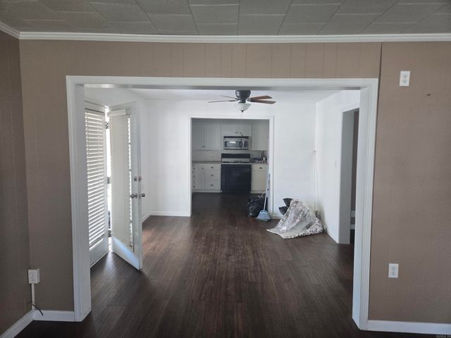 807 W Walnut St, Heber Springs, AR 72543