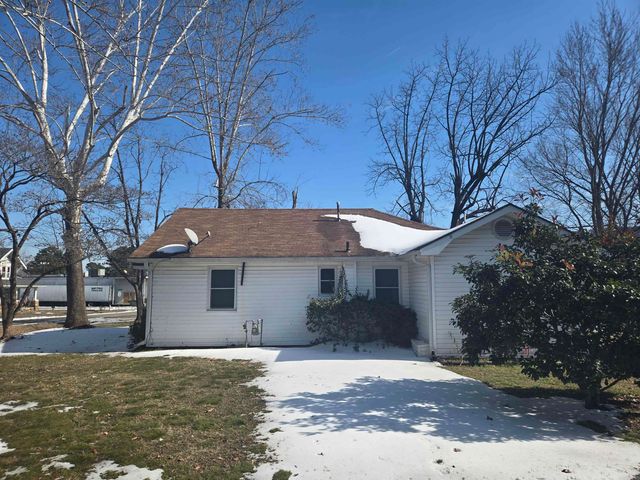 807 W Walnut St, Heber Springs, AR 72543