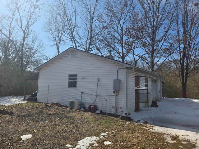 807 W Walnut St, Heber Springs, AR 72543