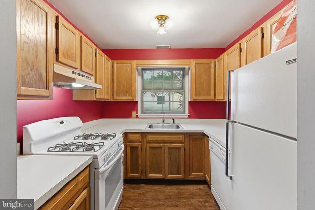 30 WHITEMARSH CT, Tuckerton, NJ 08087