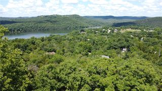 17 Quail Run Drive, Holiday Island, AR 72631