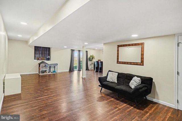 76 GEHRINGER RD, Barto, PA 19504
