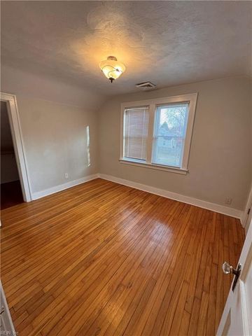 233 Hampton Roads AVE, Hampton, VA 23661