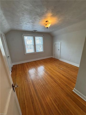 233 Hampton Roads AVE, Hampton, VA 23661