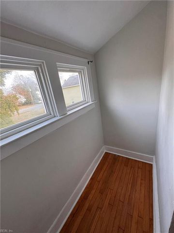 233 Hampton Roads AVE, Hampton, VA 23661