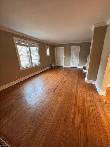 233 Hampton Roads AVE, Hampton, VA 23661