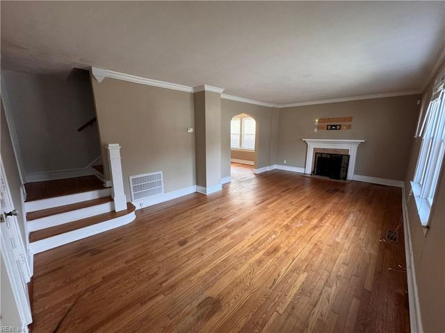 233 Hampton Roads AVE, Hampton, VA 23661