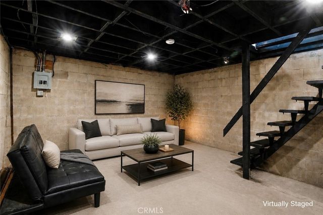 33174 Arrowbear, Running Springs, CA 92382