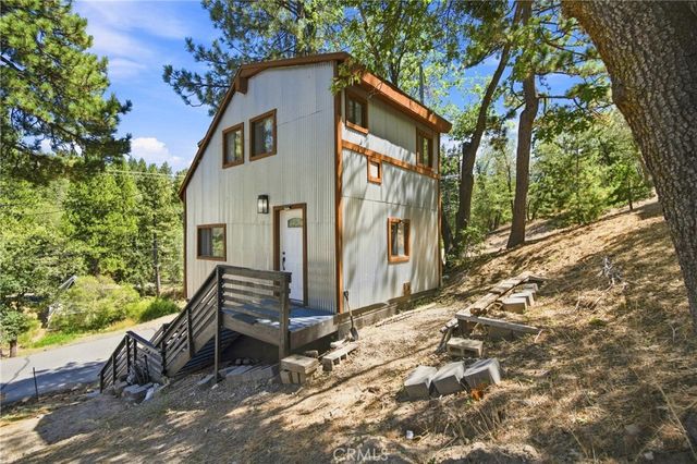 33174 Arrowbear, Running Springs, CA 92382