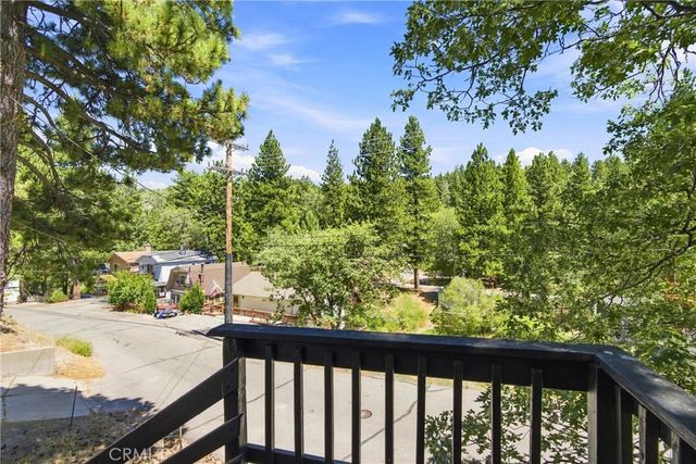 33174 Arrowbear, Running Springs, CA 92382