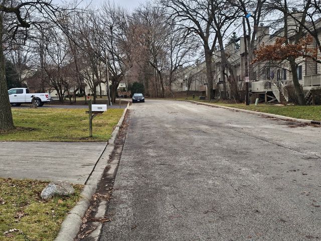 000 Averill Circle, Geneva, IL 60134