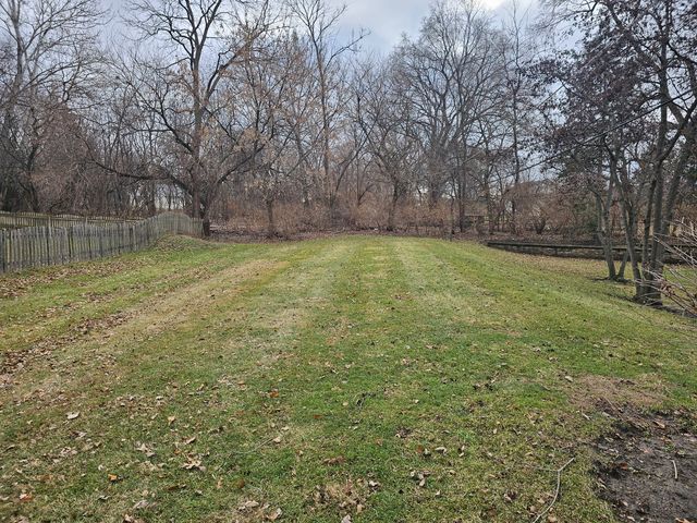 000 Averill Circle, Geneva, IL 60134