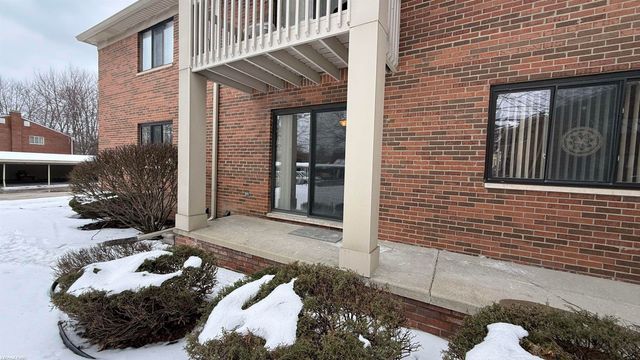 42188 Todd Mark Lane, Clinton Twp, MI 48038