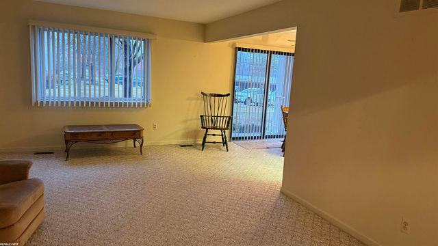 42188 Todd Mark Lane, Clinton Twp, MI 48038