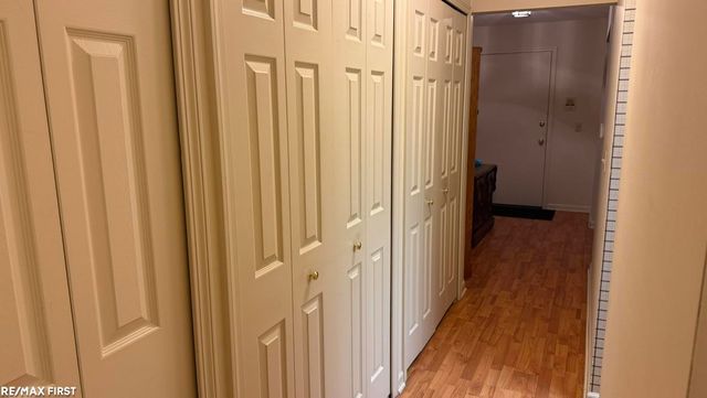 42188 Todd Mark Lane, Clinton Twp, MI 48038