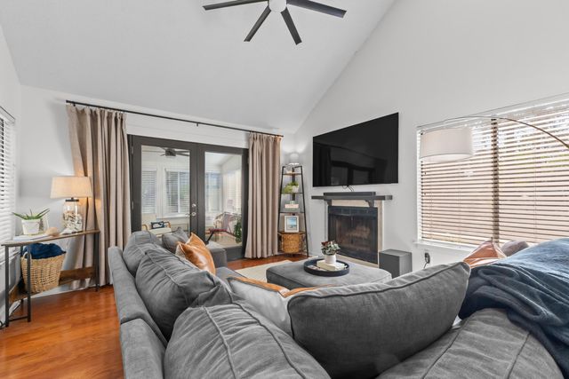 1102 Hidden Cove Drive, Mount Pleasant, SC 29464