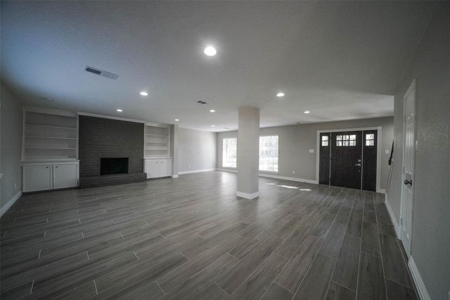 7818 Beaufort Drive, Spring, TX 77379