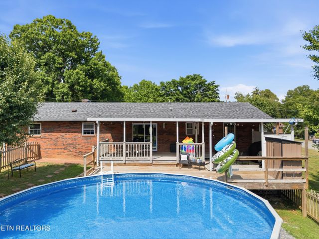 300 Lindner Lane, Lenoir City, TN 37772