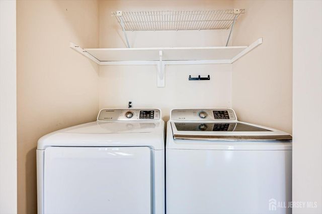 1512 Green Hollow Drive, Iselin, NJ 08830