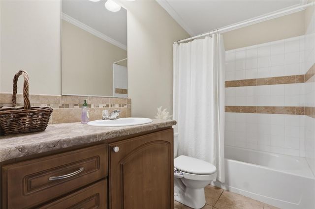 9468 JANMAR ROAD, Dade City, FL 33525