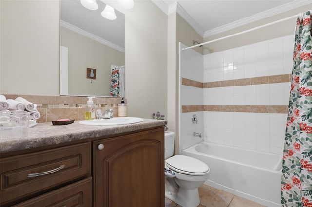 9468 JANMAR ROAD, Dade City, FL 33525
