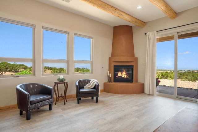 84 Camino Redondo, Placitas, NM 87043