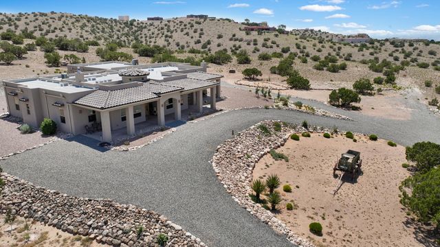 84 Camino Redondo, Placitas, NM 87043