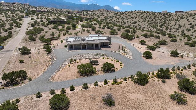 84 Camino Redondo, Placitas, NM 87043