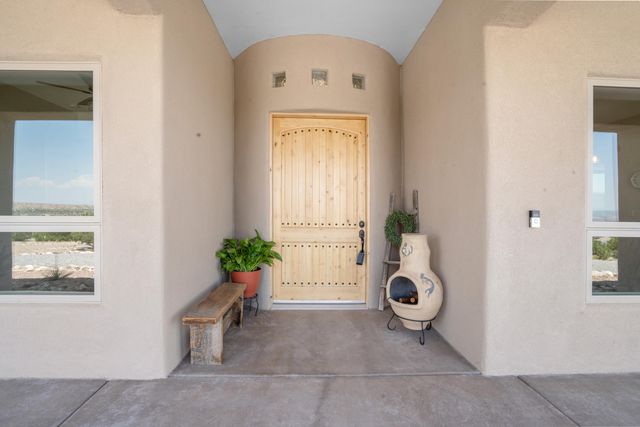 84 Camino Redondo, Placitas, NM 87043